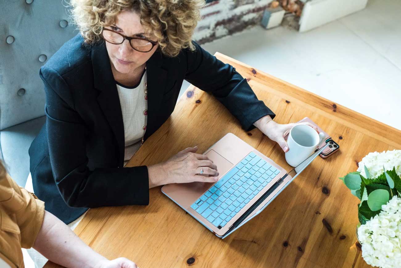 workshops and presentations overhead of julie talking to lisa